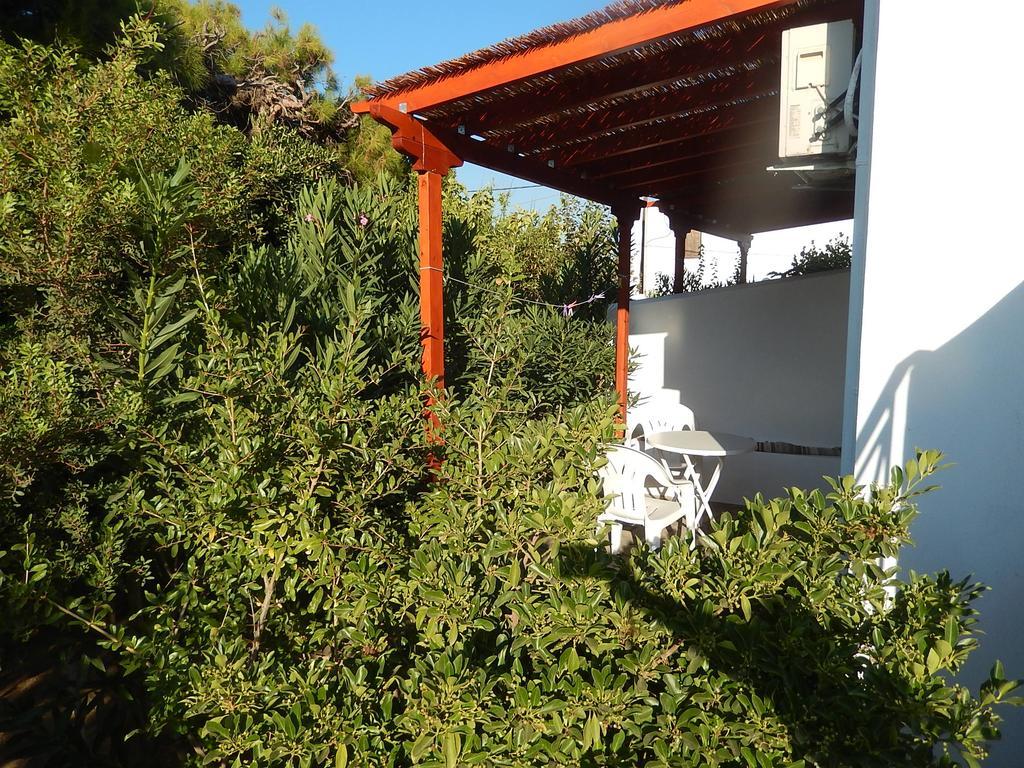 Deidamia Hotel Skyros Ruang foto
