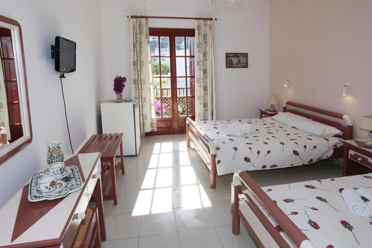 Deidamia Hotel Skyros Bagian luar foto