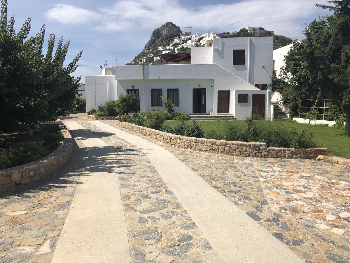 Deidamia Hotel Skyros Bagian luar foto
