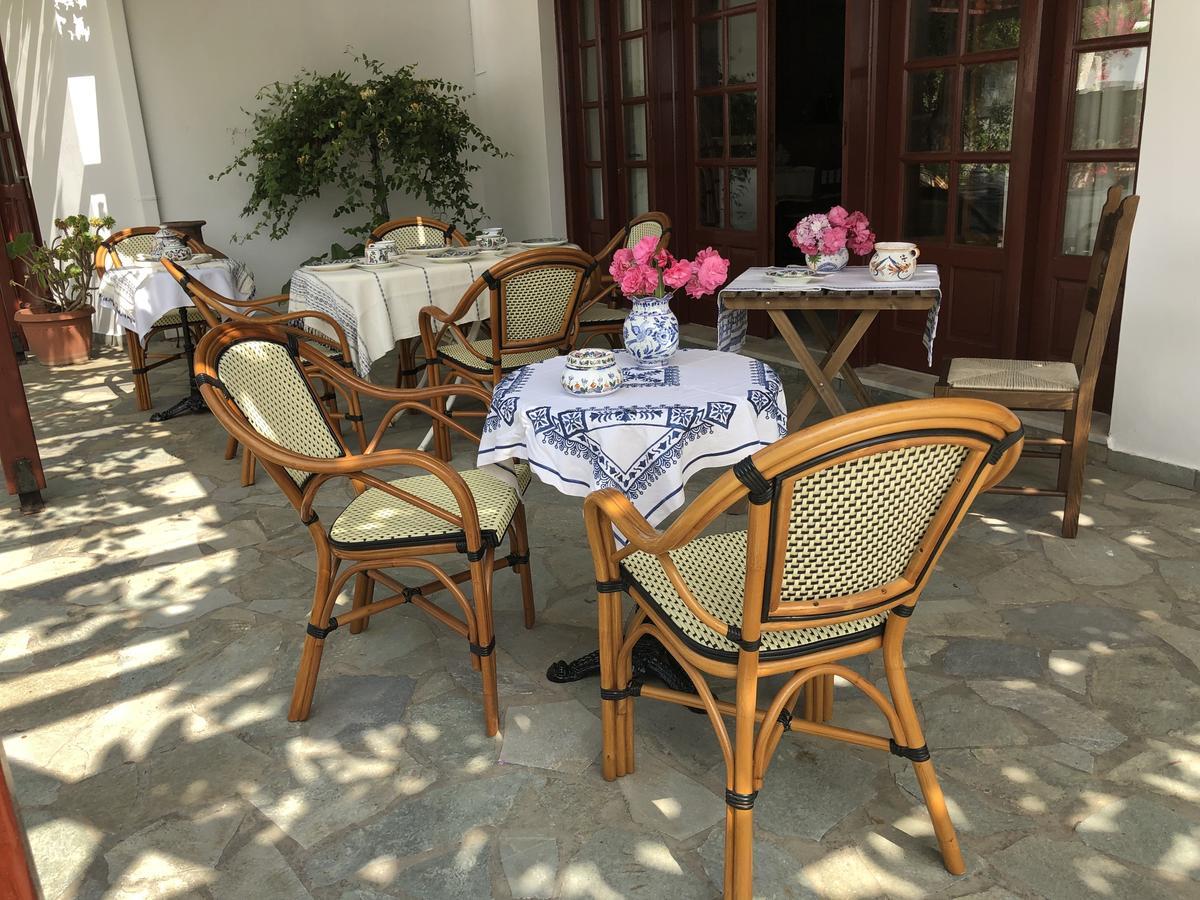 Deidamia Hotel Skyros Bagian luar foto